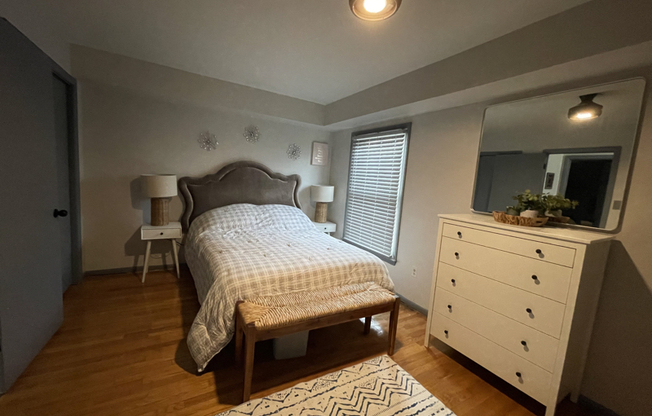 9350 CANTERBURY RIDING