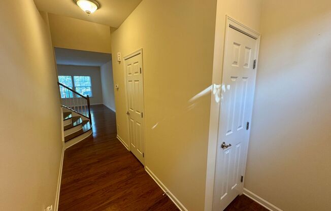 3BR/2B Townhome in Great Ballantyne Location