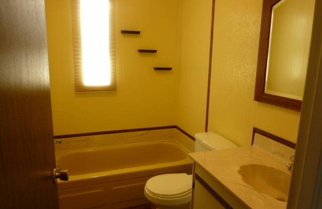 2 beds, 2 baths, $2,200