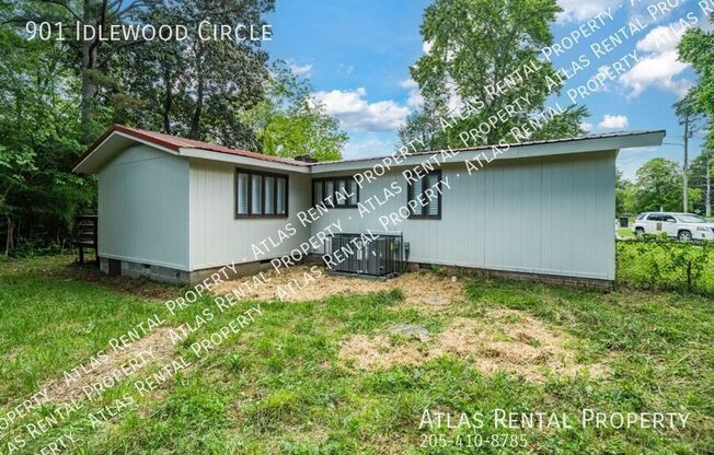 901 IDLEWOOD CIR