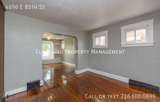 4696 E 85 ST