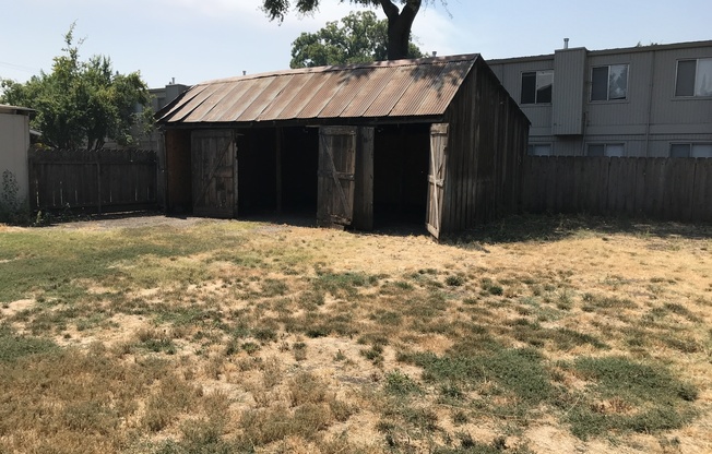2 bedroom 1 bath with HUGE yard next to Chico State