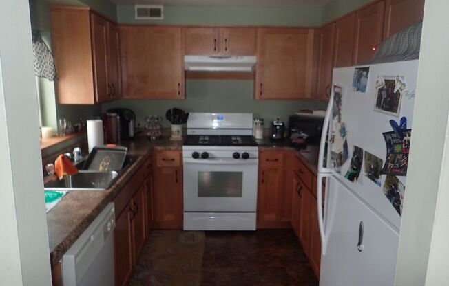 916 LIBERTY STREET ERIE PA 16502