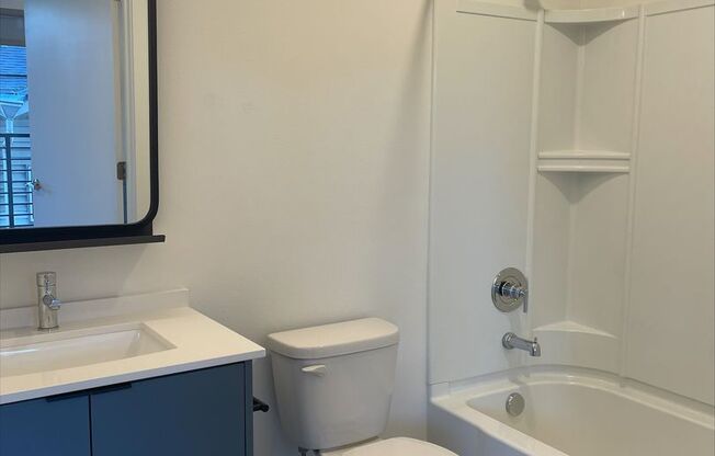 Studio, 1 bath, 241 sqft, $1,650, Unit 403