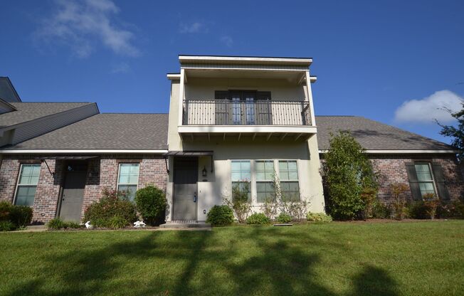 Afton Villas on The Bluffs in St Francisville!  1.5 Story, 3 bedroom, 3 bedroom townhome