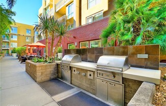 3 beds, 2.5 baths, 1,490 sqft, $4,150, Unit 231