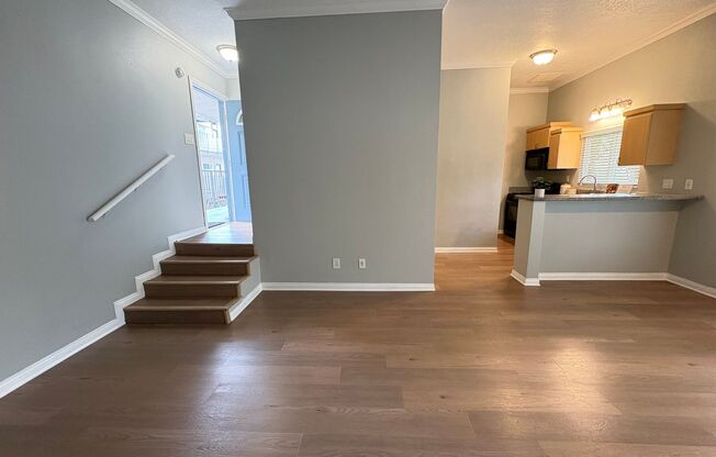 Studio, 1 bath, 464 sqft, $2,065, Unit 4955-4