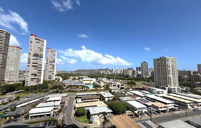 1 bed, 1 bath, $2,400, Unit # 1406