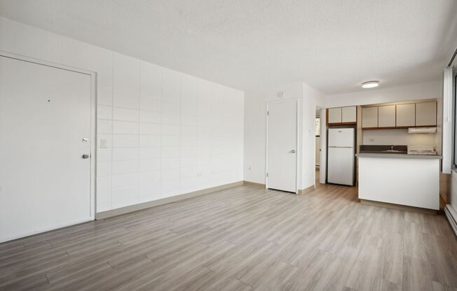 1 bed, 1 bath, 425 sqft, $1,425, Unit 605