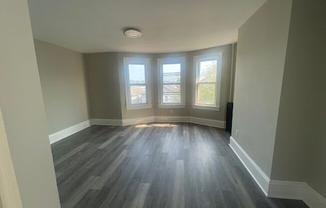 2 beds, 1 bath, 1,000 sqft, $1,295, Unit 83 Unit 2