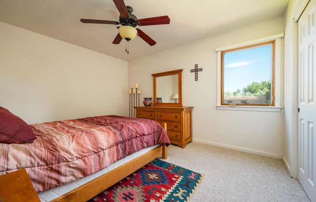 1 bed, 1 bath, $1,800, Unit UNIT 40