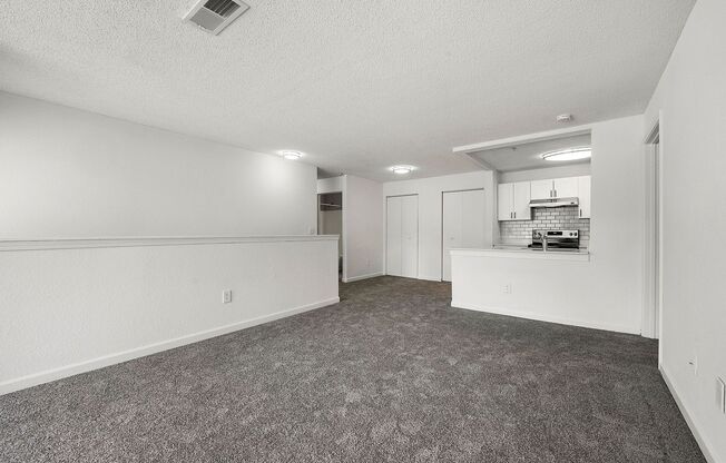 3 beds, 2 baths, 1,260 sqft, $1,513, Unit 3482-03