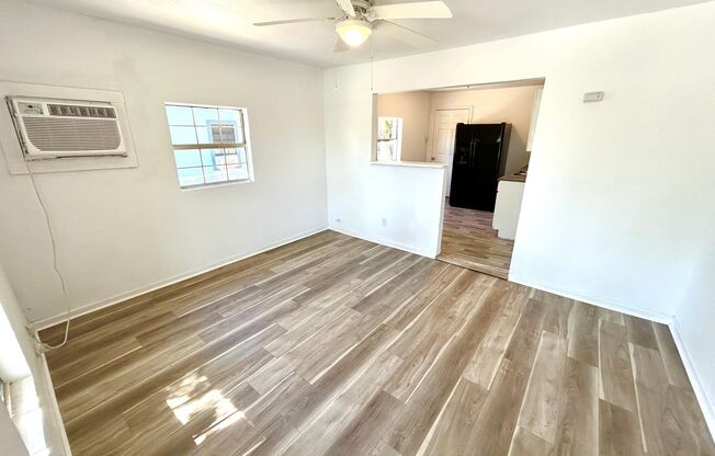 **MOVE-IN SPECIAL** AVAILABLE NOW! 2 Bedroom / 1 Bath Home Near St. Mary's University!