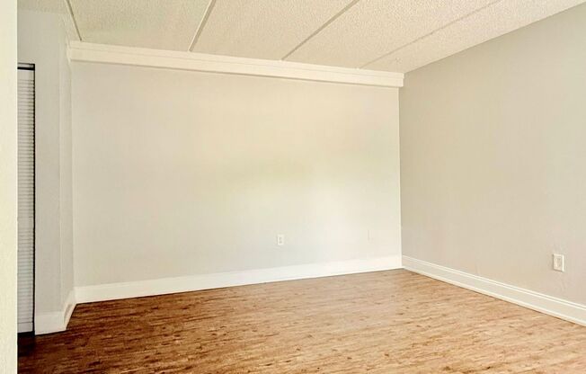 1 bed, 1 bath, 439 sqft, $1,255