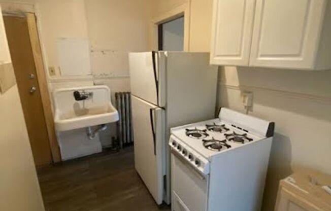 5101-5 W. National Ave