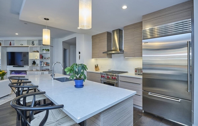 2 beds, 2 baths, 1,435 sqft, $6,990, Unit 501