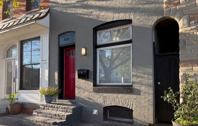 Beautifully renovated 3BR/3.5BA in Upper Fells Point
