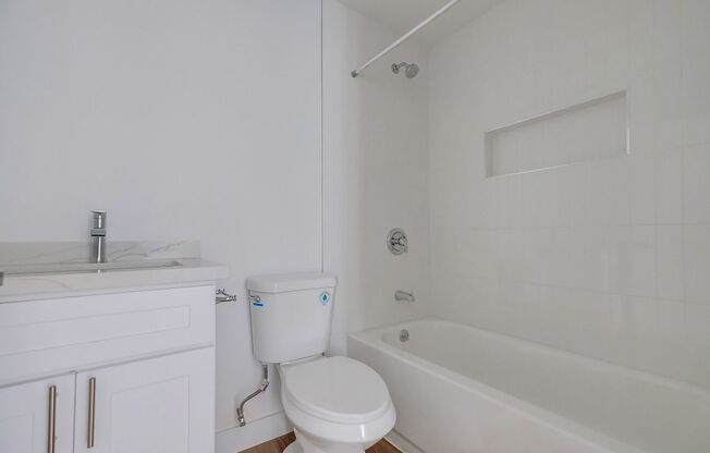 Studio, 1 bath, $1,750, Unit A