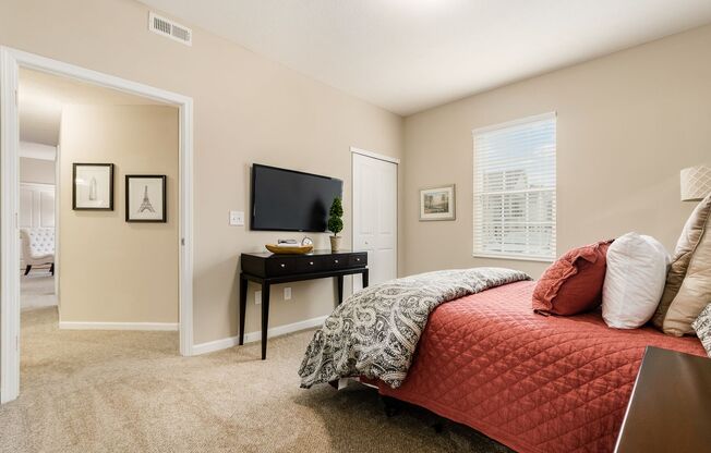 2 beds, 1 bath, 933 sqft, $1,479, Unit 6327