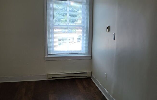 1 bed, 1 bath, $1,125