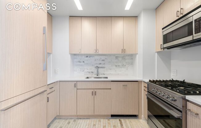 1 bed, 1 bath, 715 sqft, $7,000, Unit 32C