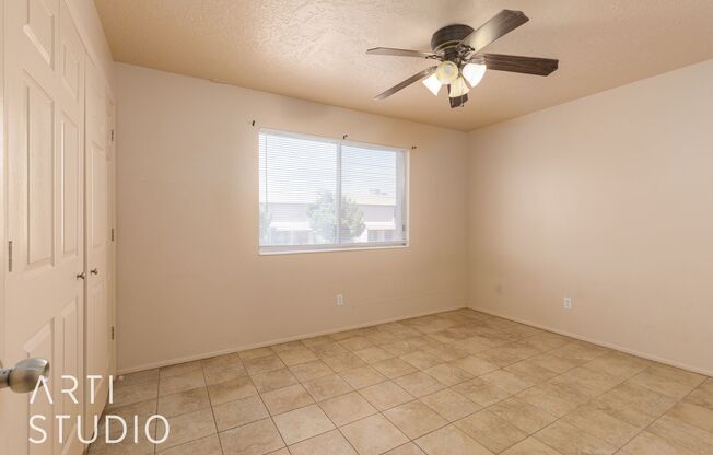 2 beds, 1.5 baths, $1,400