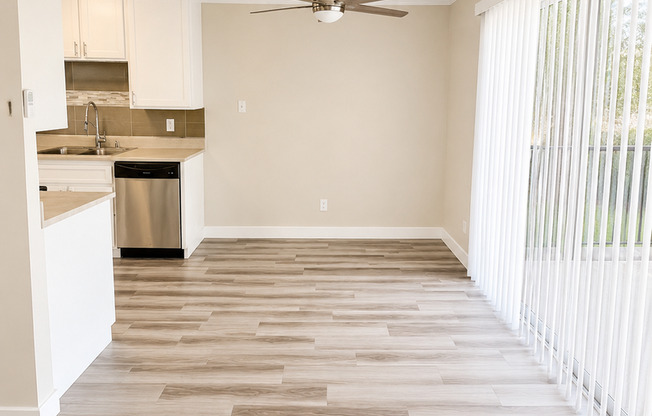 2 beds, 2 baths, 1,015 sqft, $2,795, Unit 208
