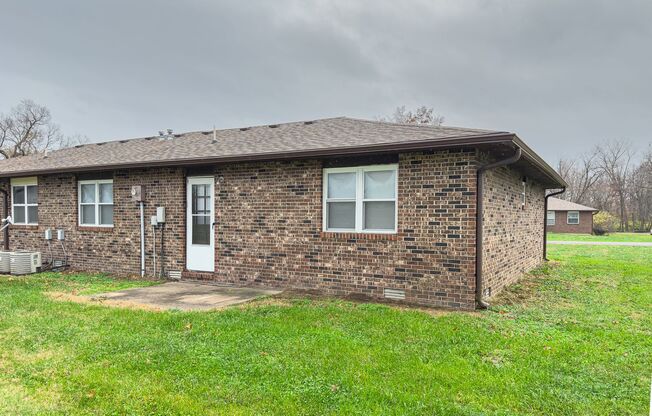 2501 - 2503 E Morris Dr