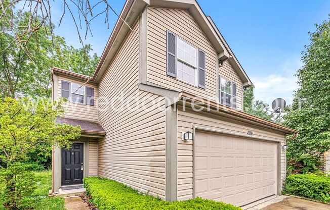 Warren Township, 3 Bed, 2.5 Bath, 2 Story, New Carpet!