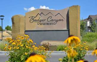 Elegant Entry Signage at Badger Canyon, Kennewick