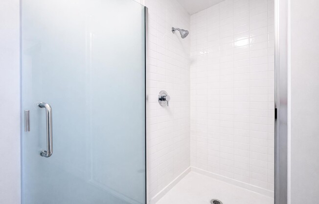 1 bed, 1 bath, 657 sqft, $2,778, Unit 14C