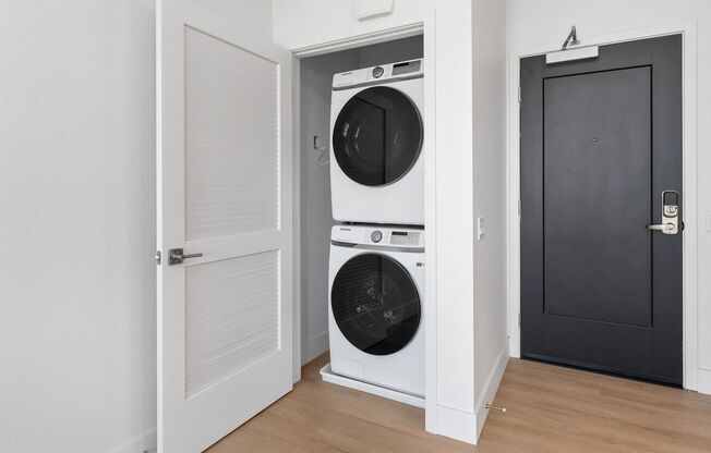 1 bed, 1 bath, 629 sqft, $2,600, Unit 301