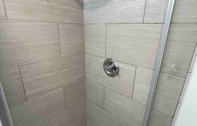 1 bed, 1 bath, 420 sqft, $1,995, Unit 10