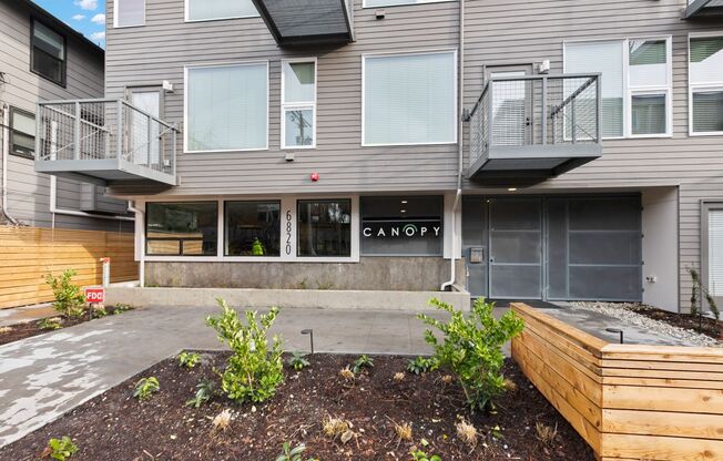 Studio, 1 bath, 238 sqft, $1,400, Unit 205
