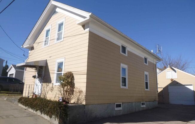 Providence/PC Area Single Family - $2,550