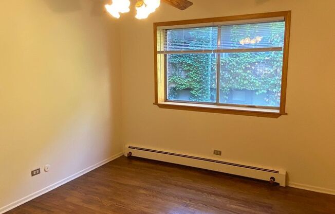 1 bed, 1 bath, 700 sqft, $2,035, Unit 531-410