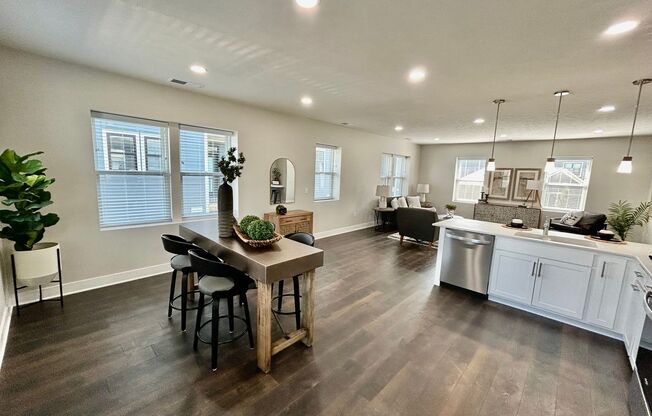 2 beds, 2 baths, 1,337 sqft, $1,895, Unit 20625 Spence Court Unit 201 Duplex w/Walk-In Pantry & Built-in Office Nook B1632 D3