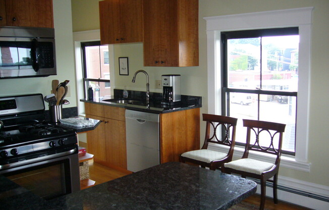 Gorgeous Intown Furnished Condo!