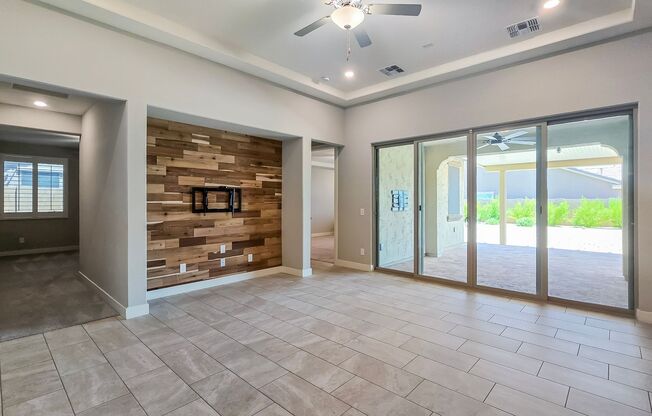 Incredible amenities! Resort style living in Estrella Mountain Ranch!