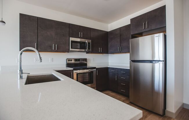 1 bed, 1 bath, 648 sqft, $1,595, Unit APT 513