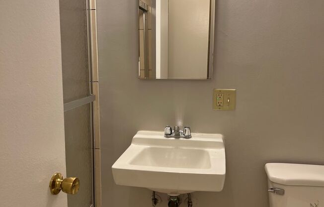 1 bed, 1 bath, 541 sqft, $1,645, Unit 1948-301
