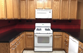 3 beds, 2 baths, $2,795