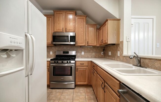 8518 Cahill Dr. #26