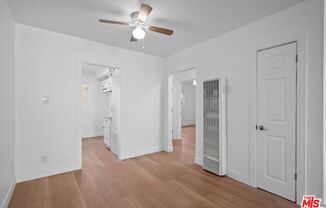 8150 SEPULVEDA PL