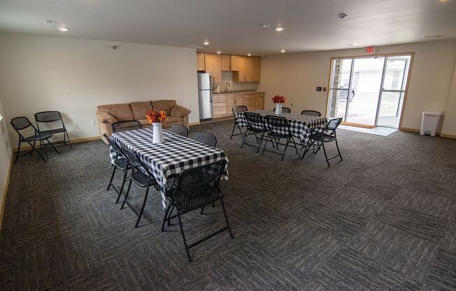 2 beds, 2 baths, $1,470, Unit 9530 APT 208