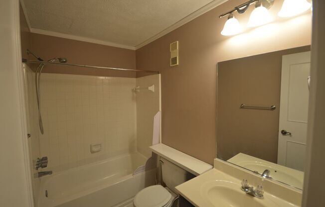 2 beds, 2 baths, $1,950