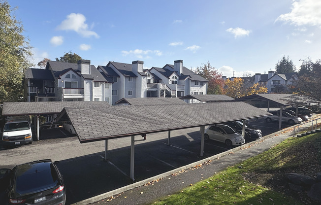 2 beds, 2 baths, 984 sqft, $2,175, Unit B203