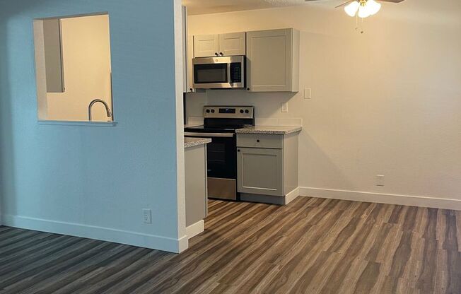 1 bed, 1 bath, 588 sqft, $1,059, Unit C