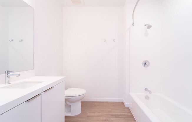 Studio, 1 bath, 437 sqft, $2,695, Unit 209