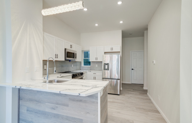 1252 S 15 ST